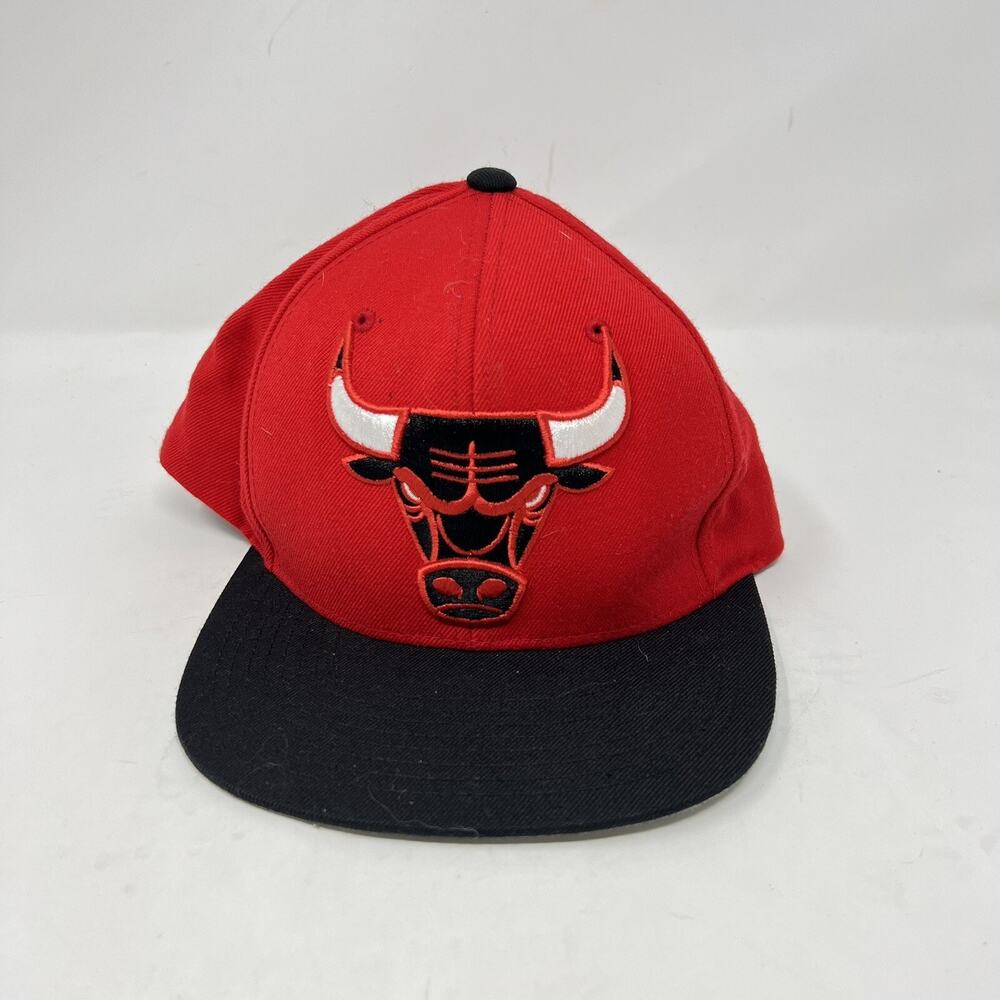 Mitchell Ness Chicago Bulls Snapback Hat Cap Hardwood Classics Red Black
